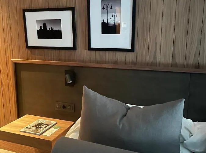 The Matter Meaningful Laura Apartmán *