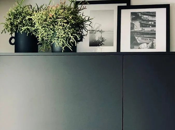 The Matter Meaningful Laura Apartmán