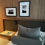 The Matter Meaningful Laura Appartement *