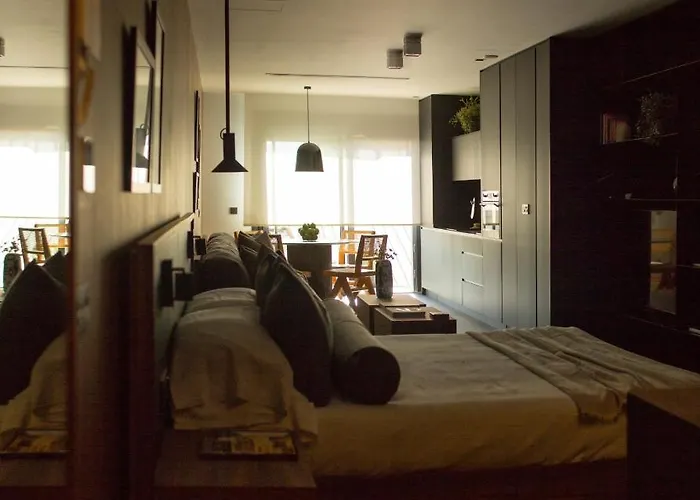 The Matter Meaningful Laura Apartamento