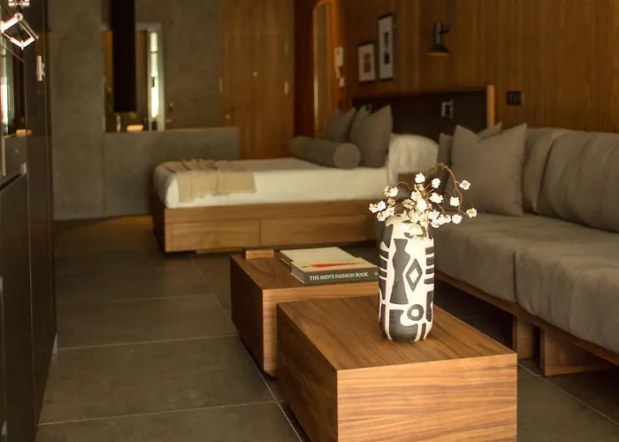 The Matter Meaningful Laura Apartamento *